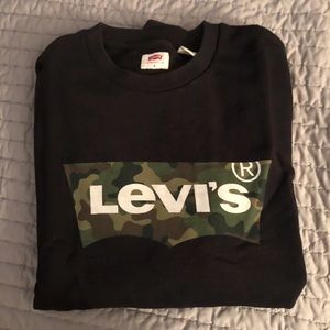 Levi’s Crewneck